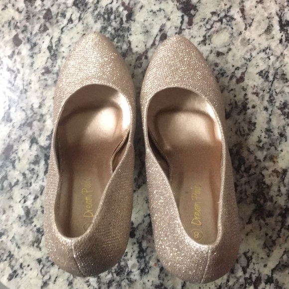 Sparkly Gold Platform Heels - Picture 5 of 5